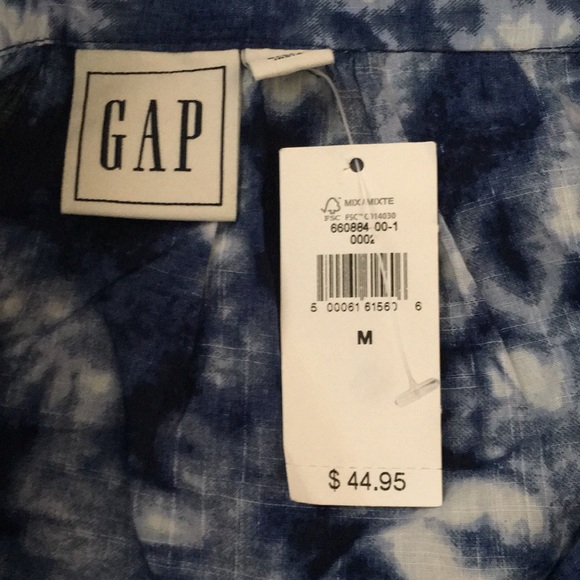 Woman’s gap tie dye blouse. Brand new with tags. - Picture 4 of 4